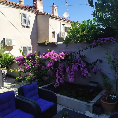 Captain Emo Appartement Pula