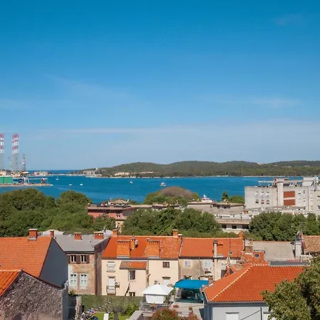 Apartamento Captain Emo Pula